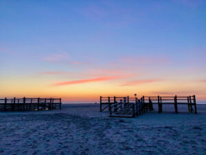 Nordsee Tourismus Report - Strand St. Peter Ording zur blauen Stunde (c) Tanja Klindworth